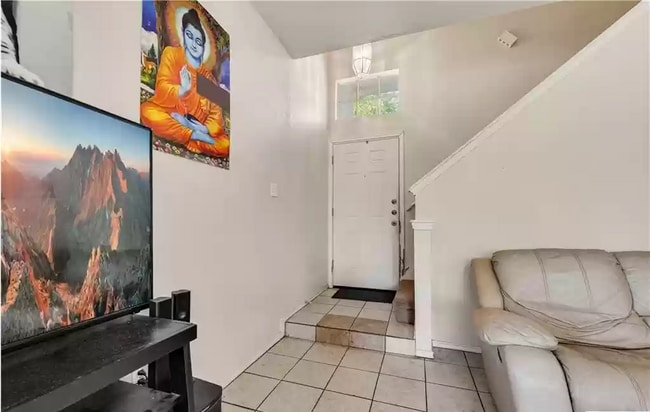 Front Entrance - 876 Sagewood Trl