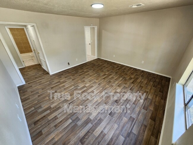 Photo - 315 S Cherry Ave