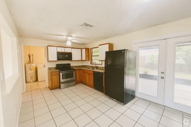 Building Photo - 3313 Plaza Pl Rental