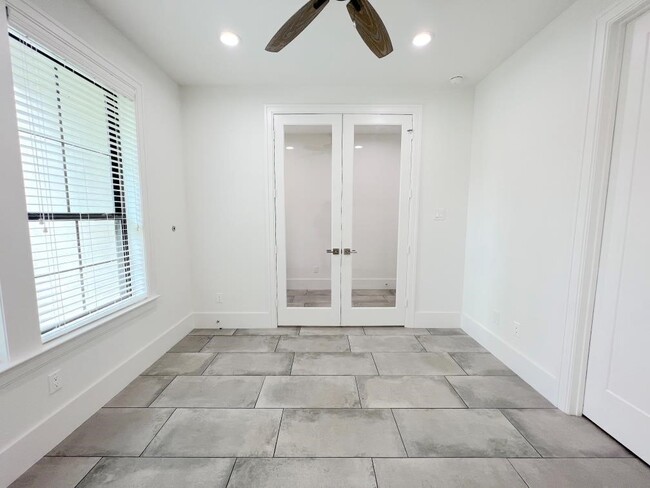 Photo - 2120 Blalock Rd