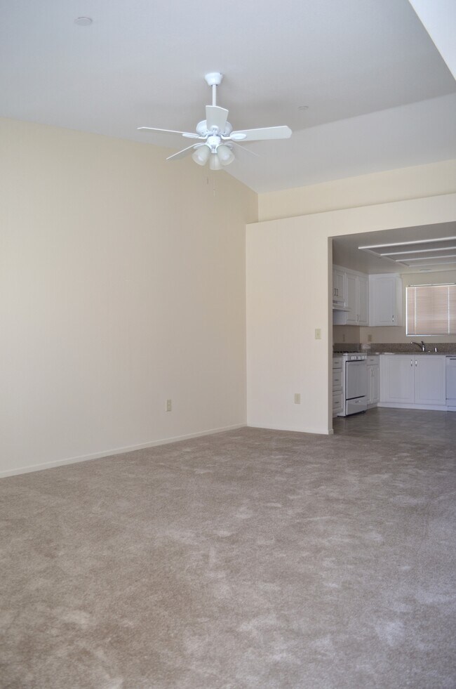 Photo - Desert Hacienda Apartments Phase II