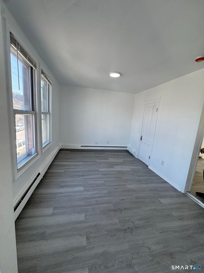 Photo - 265 6th St Unit 3rd