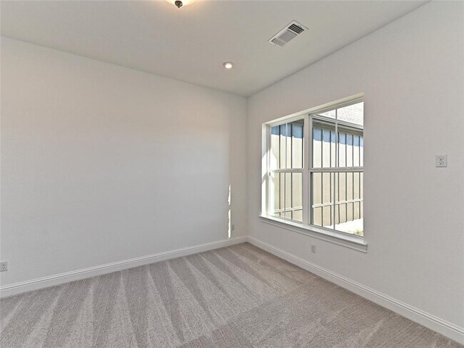 Photo - 270 Prairie Clover Dr