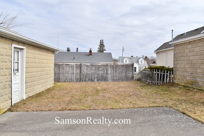 Photo - 78 Clemence St Unit 1st