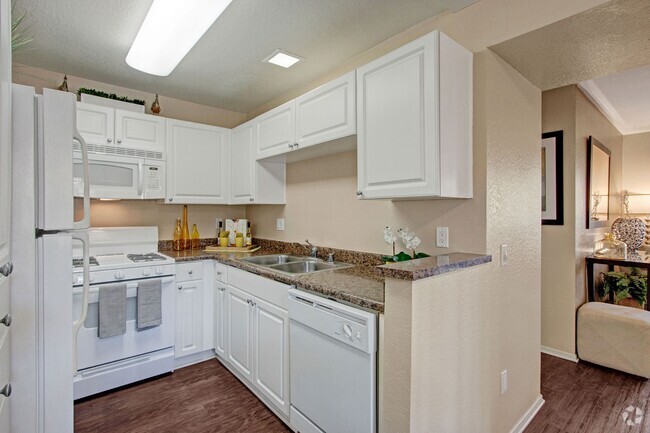 Castlepark Kitchen - Castlepark Rental