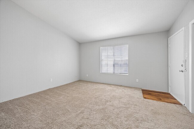 Photo - 1660 W T C Jester Blvd Unit 1012