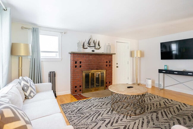 Photo - 253 Main St Unit ID1271274P