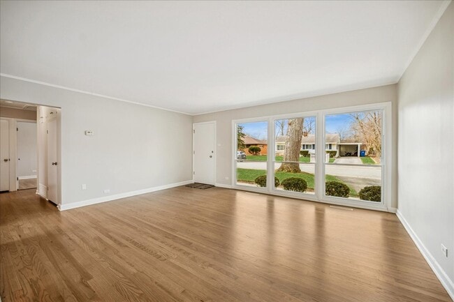 Photo - 1001 Longaker Rd