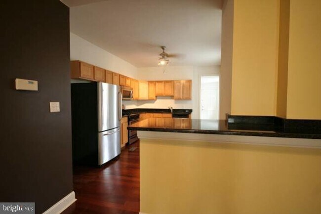 Photo - 219 Hermitage St