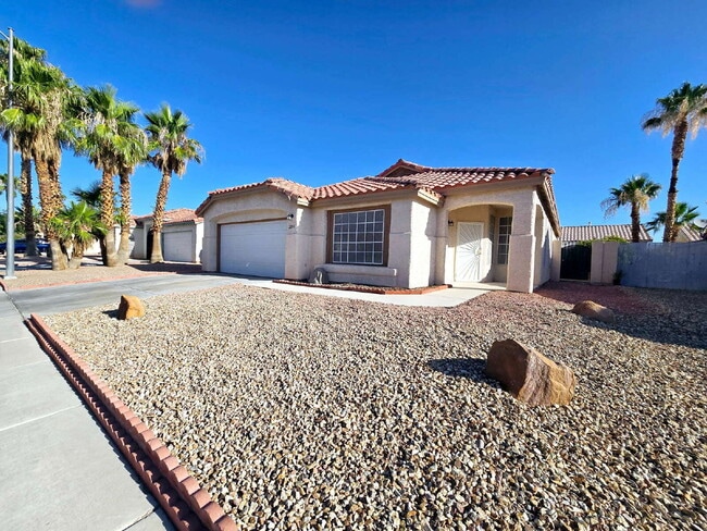 Photo - 2054 Cardigan Ave