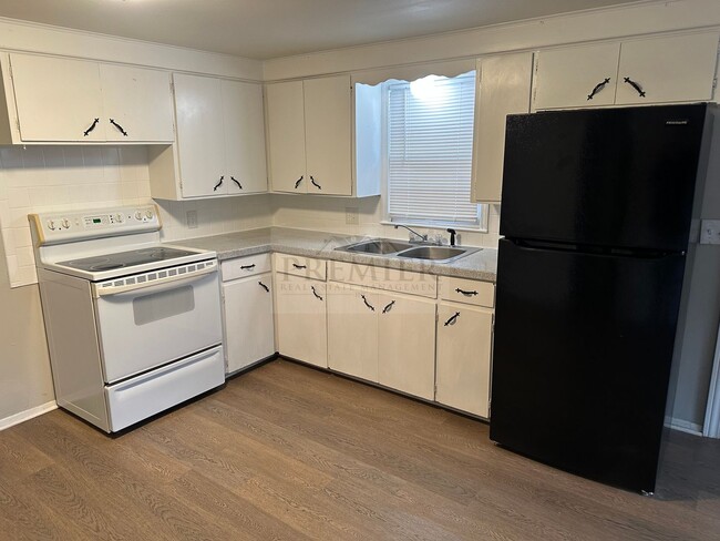 Photo - 308 N McKissock St Unit MBB-3