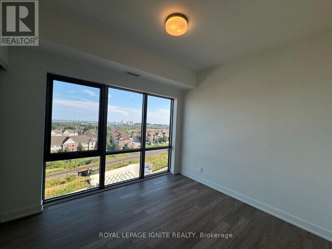 Photo - 51 Clarington Blvd Unit 924