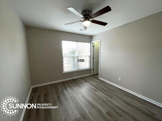 Photo - Newly Remodeled 3 Bed/2 Bath near Harrisburg!