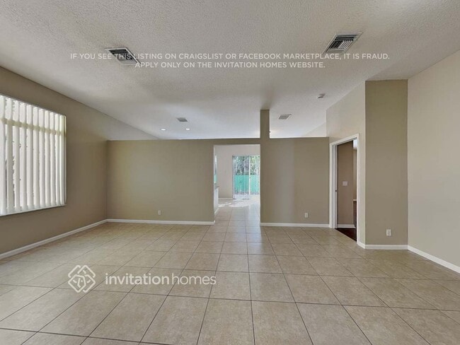 Photo - 5036 Heron Pl