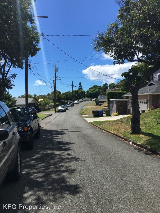 Photo - 2675 Hillside Ave