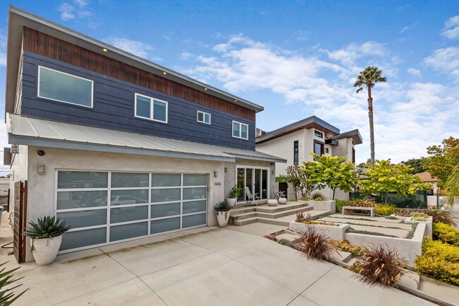 Photo - 1606 18th St House