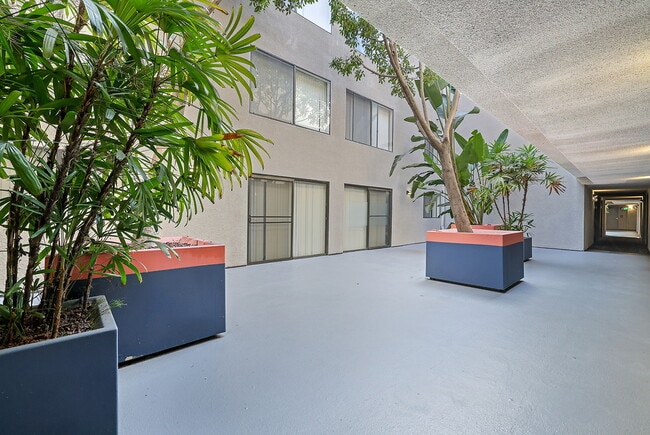 Photo - Regency Palm Court