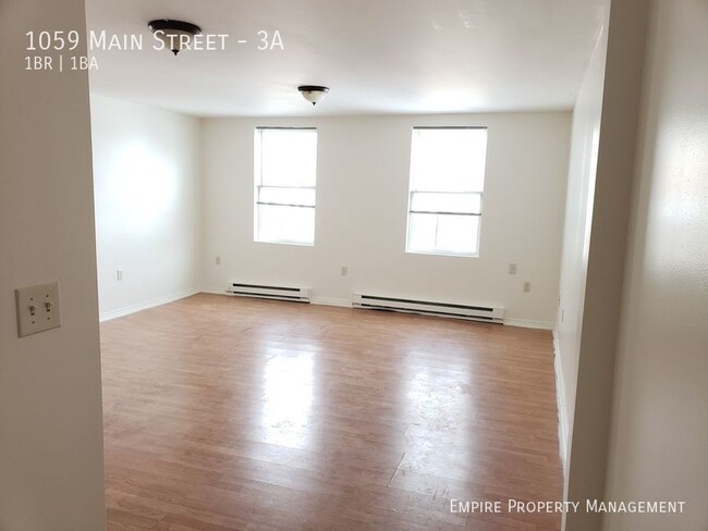 3rd Floor-1 Bedroom/ 1 Bathroom Apartment ... Unit 3A - Northampton, PA ...