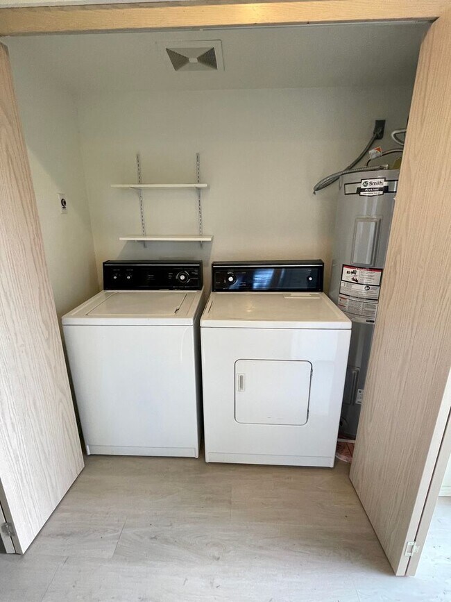 Photo - Spacious 2-Bedroom Lower-Level Unit in Con... Unit # 474