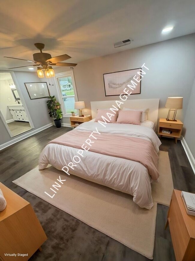 Photo - 8233 Harrison Bay Rd