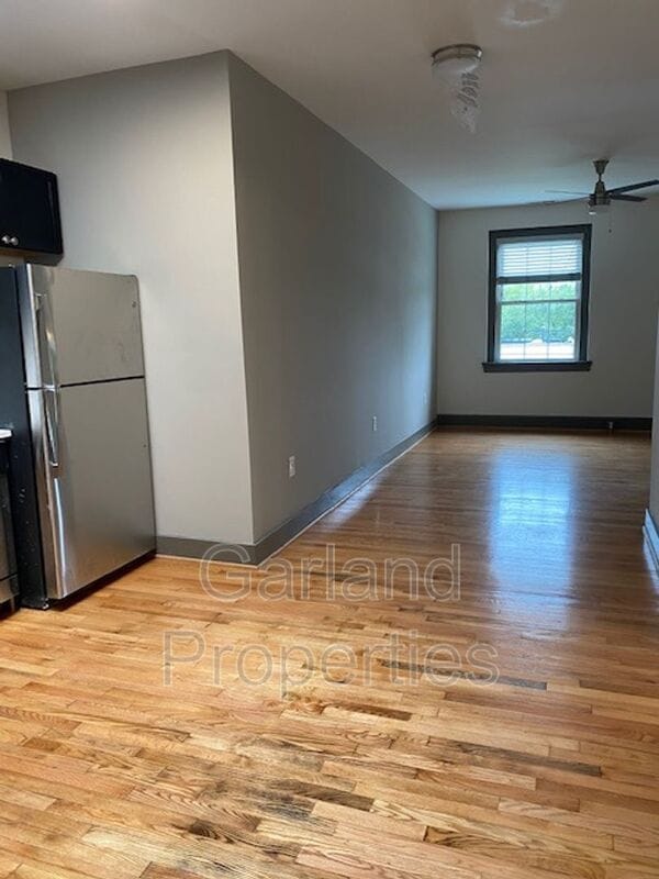 Building Photo - 821 Salem Ave SW Unit 205