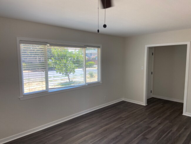 Photo - 3105 The Alameda