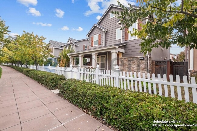 Photo - 1271 S Central Pkwy