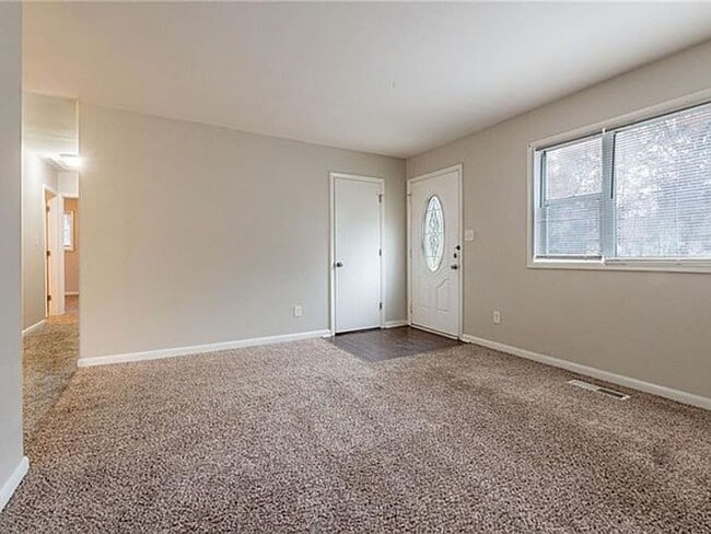 Photo - 1410 Willow Dr