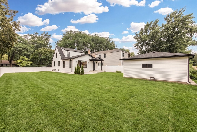 Photo - 7111 N Mason Ave