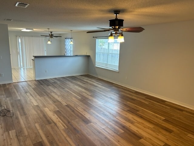 Photo - 1866 Vineyard St