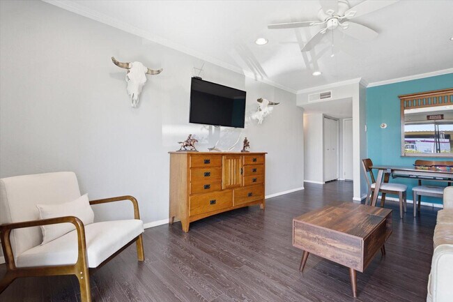 4600 N 68th St Unit 371