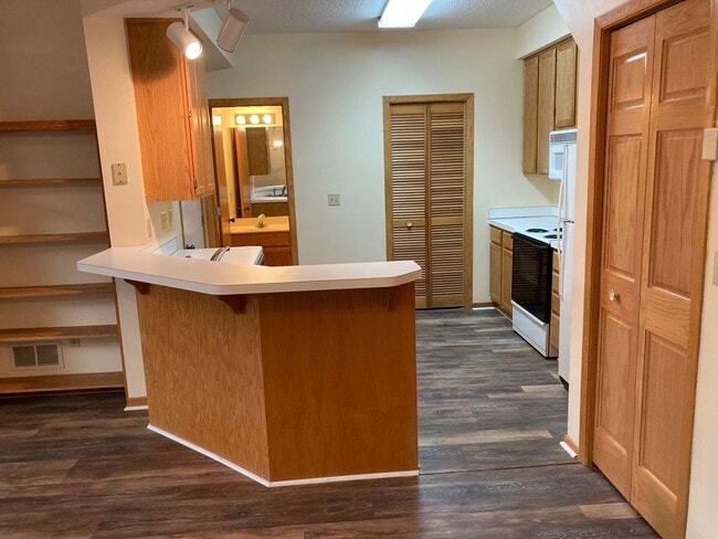 Photo - 2BR Woodbury Townhome with flexible lease term!