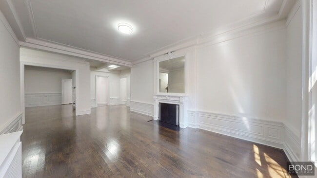 Building Photo - 200 W 58th St Unit 9B
