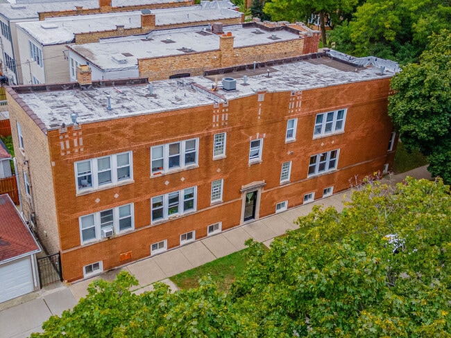 Building Photo - 3825 W Roscoe St Unit 1W