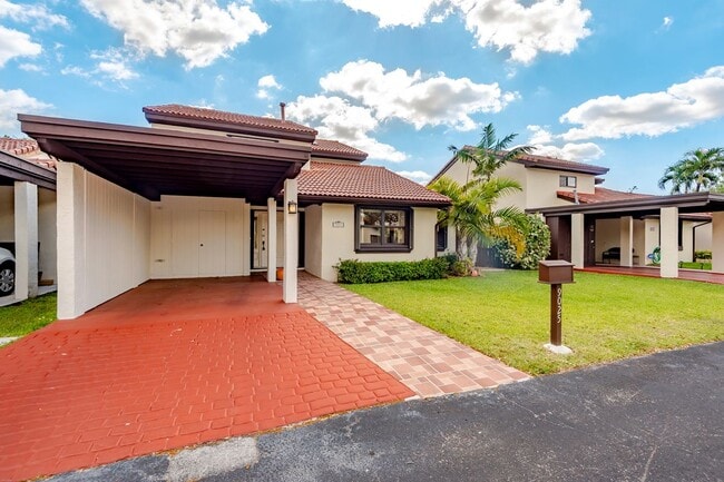 Photo - 9025 SW 112th Ct