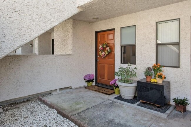 Photo - 2660 Lake Ave Apartment Unit 4