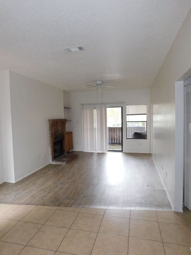 2509 W Slaughter Ln Unit 2509-DSLAUGH