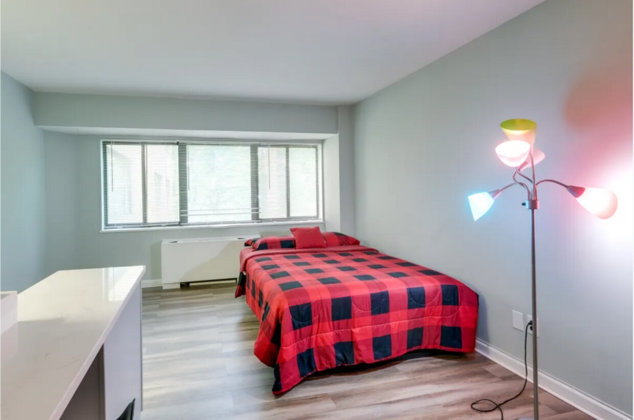 Photo - 3701 Connecticut Ave NW (Washington, DC)