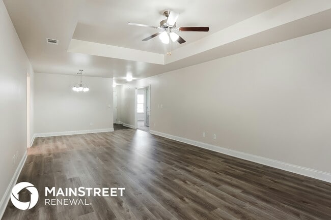 Photo - 223 Black Crk Trl