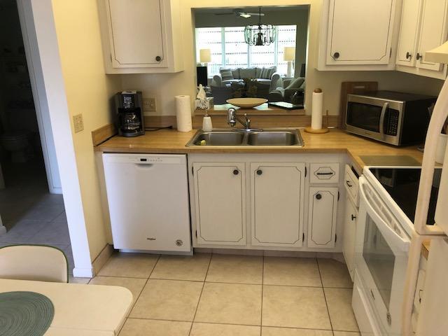 Photo - 2820 SW 22nd Ave Unit 216