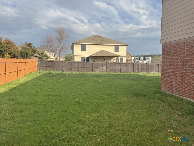 Photo - 2617 White Moon Dr