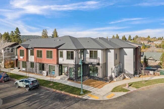 Bradbury Pointe Apartments