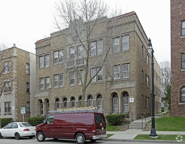Primary Photo