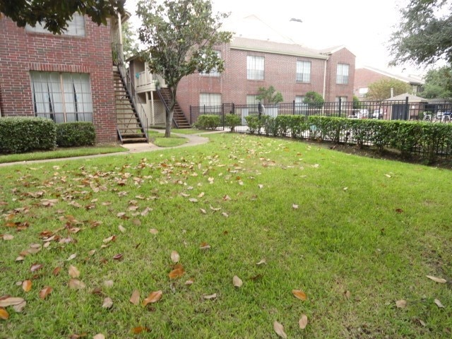 Building Photo - 8055 Cambridge St Unit 38