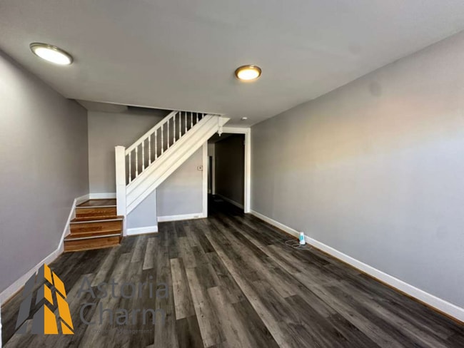 Photo - 3 Bedroom Plus Den Home with Renovated Kitchen and Fenced Yard