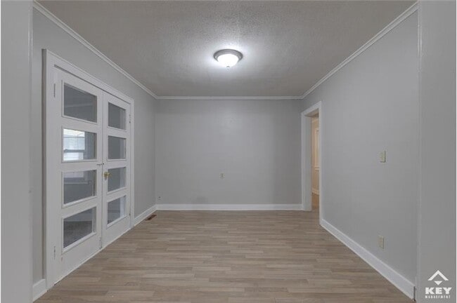 Photo - 705 S Pershing Ave