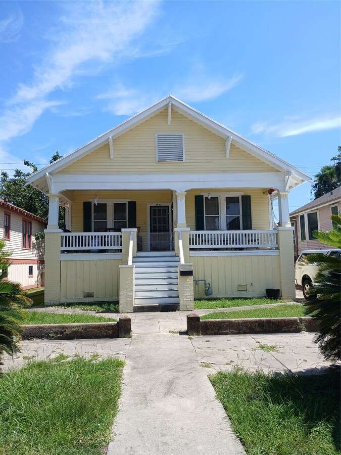 Photo - 1023 Postoffice St
