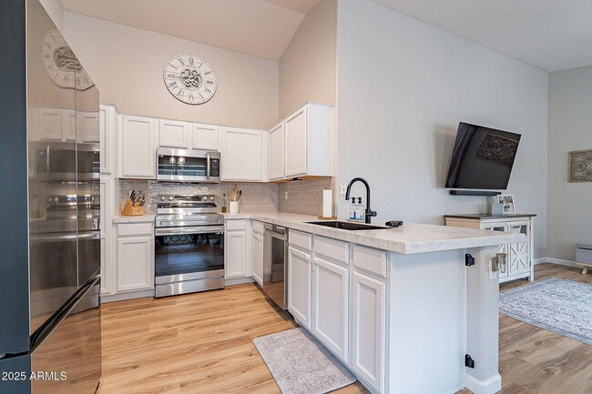 Photo - 2574 W Sawtooth Way