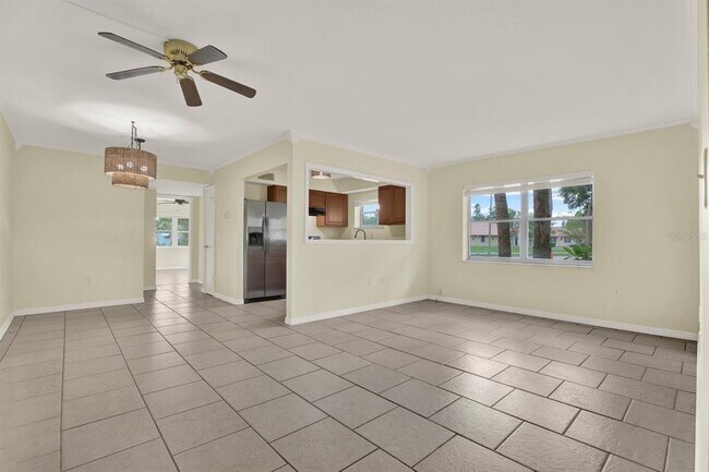 6360 1st St N Unit 103