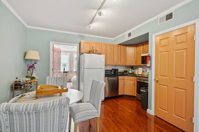 Photo - 3143 N St NW Unit SI ID1047365P